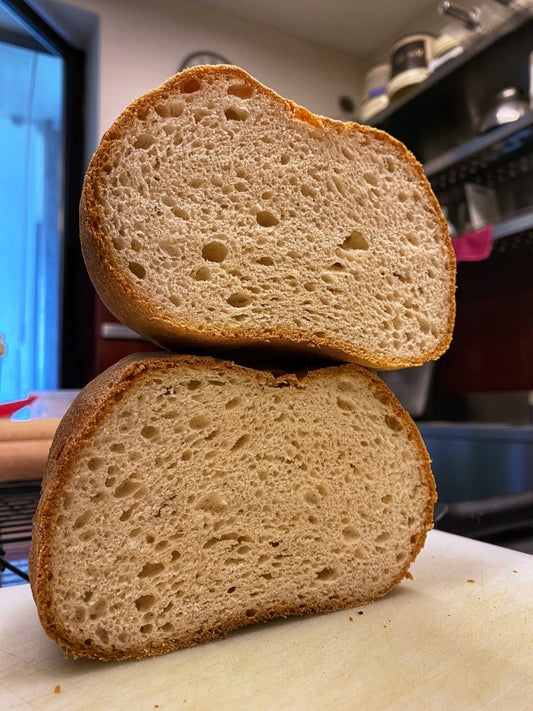 Pane a lunga lievitazione con farina di riso integrale, mais e ceci
