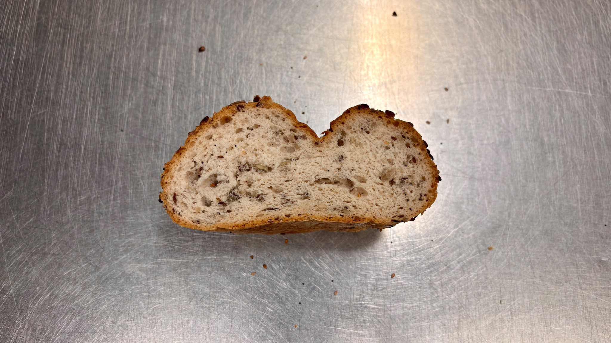 Pagnotta ai semi misti con riso, miglio, sorgo e grano saraceno