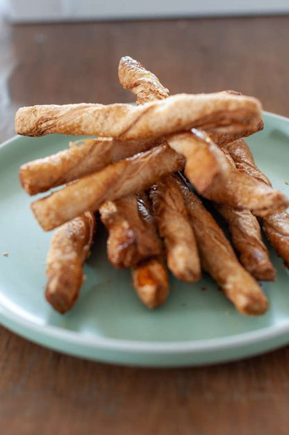 Sweetened puff pastry strips